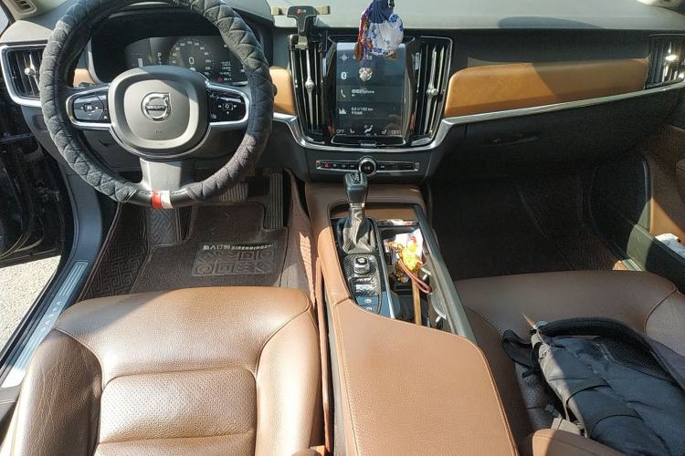 Used Volvo S90 2019 T5 Zhiyi Edition Center Console