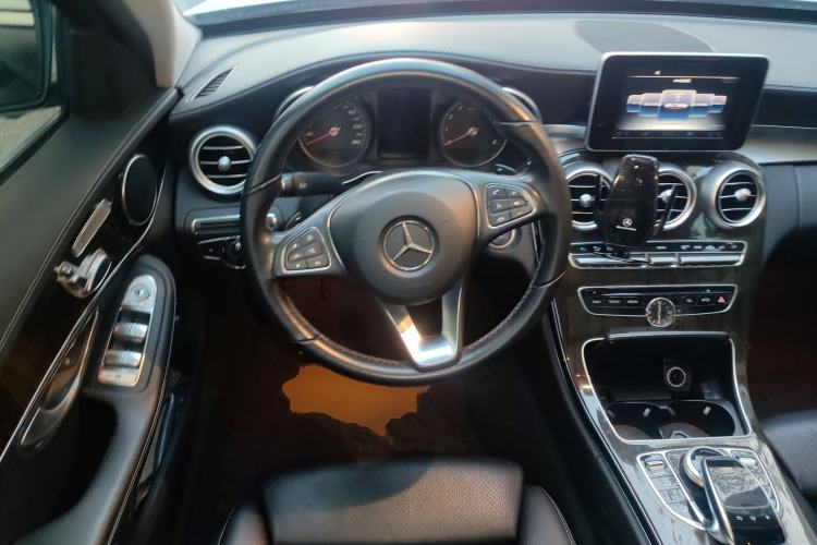 Used Mercedes-Benz C-Class 2015 C 200 L