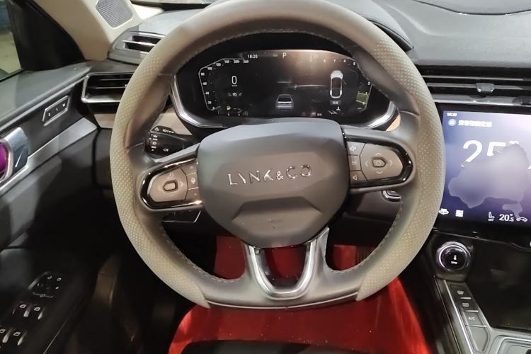 Used Lynk & Co 01 2021 2.0TD Two-Wheel-Drive Pro Trim
