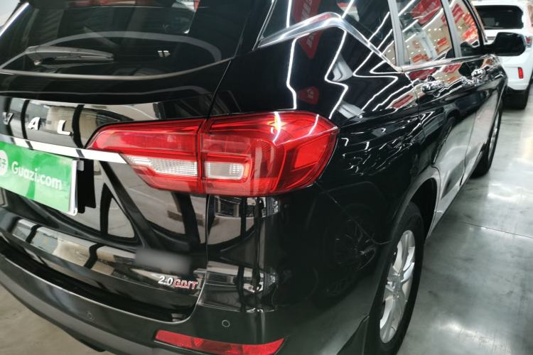 Used Haval M6 2019 1.5T DCT Two-Wheel Drive Elite Version China VI Standard Exterior 3