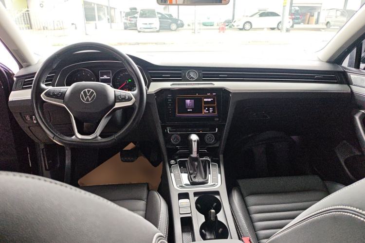 Used Volkswagen Magotan 2020 280TSI DSG Comfort Edition Center Console