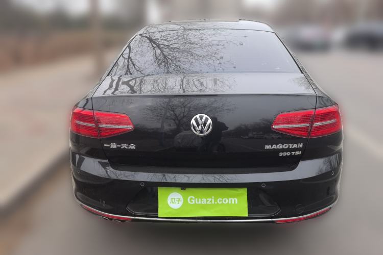 Used Volkswagen Magotan 2017 330TSI DSG Leading Model
