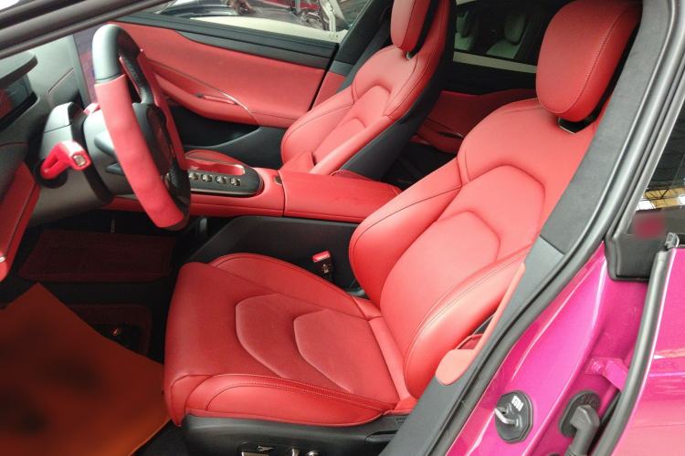 Used Xiaomi Auto SU7 2024 Four-Wheel Drive Ultra-Long Range Advanced Intelligent Driving Max Edition