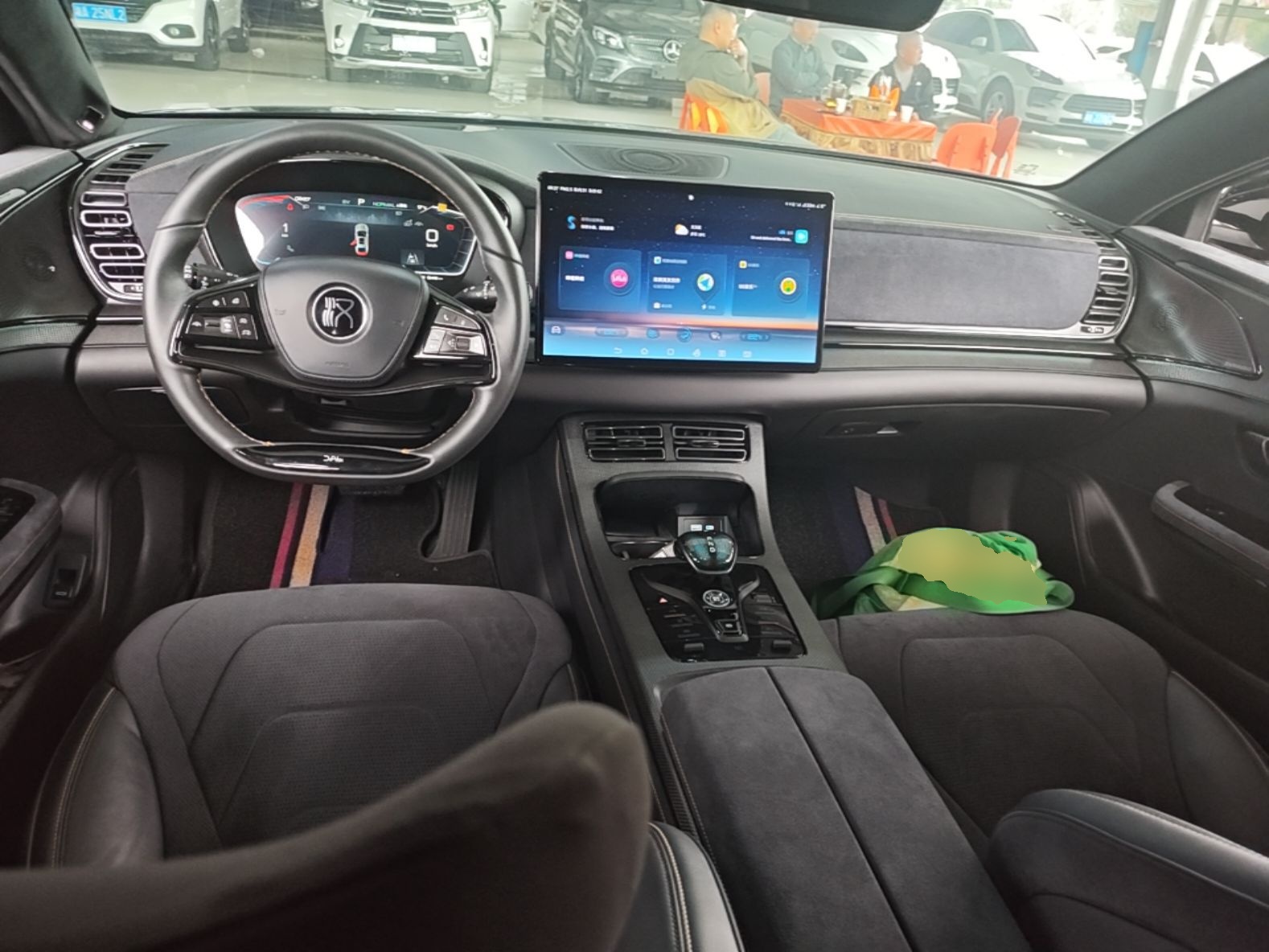 BYD Han 2023 DM-p War God Edition — снимка 12
