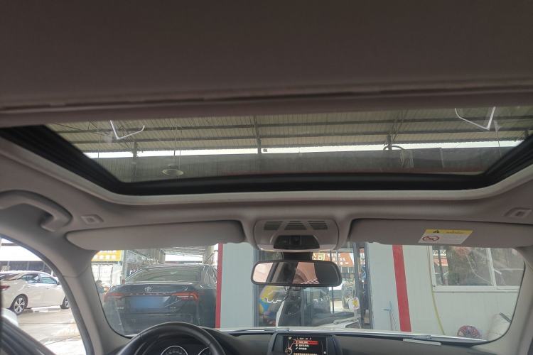 Used BMW 3 Series 2017 320Li Fashion Model
