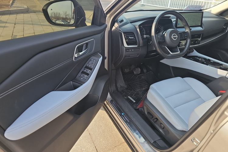 Used Nissan X-Trail 2023 e-POWER Ultra-Hybrid Dual-Motor All-Wheel-Drive Luxury Edition
