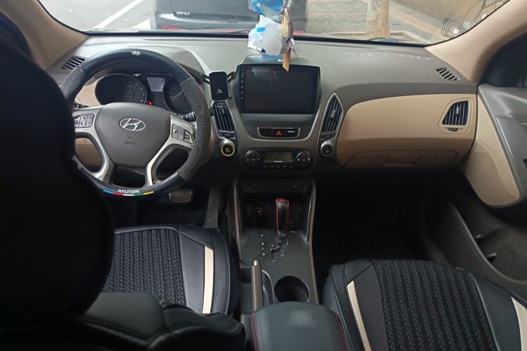 Used Hyundai ix35 2010 2.0L Automatic Two-Wheel Drive Elite Edition GLS
