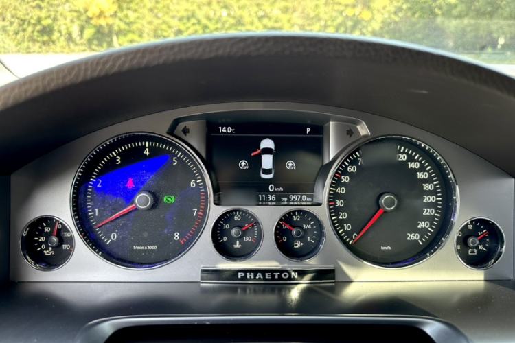 Used Volkswagen Phaeton 2015 3.0L Smart Edition
