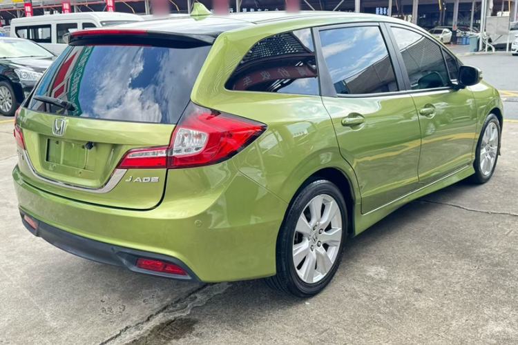 Used Honda Jade 2016 1.8L Automatic Comfort Version 5 Seats
