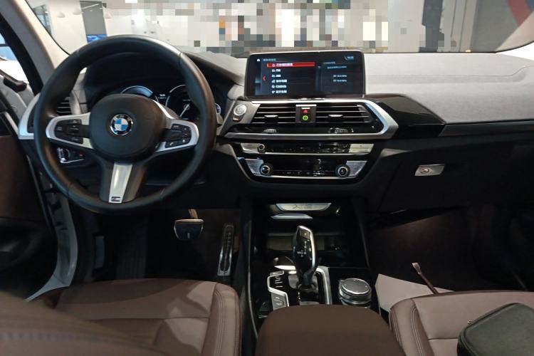 Used BMW X3 2018 xDrive25i M Sport Package China V Center Console