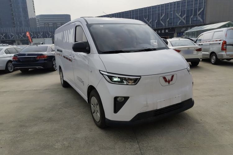 Used Wuling Yangguang 2024 300km Comfort Version with Sealed Windows 60kW