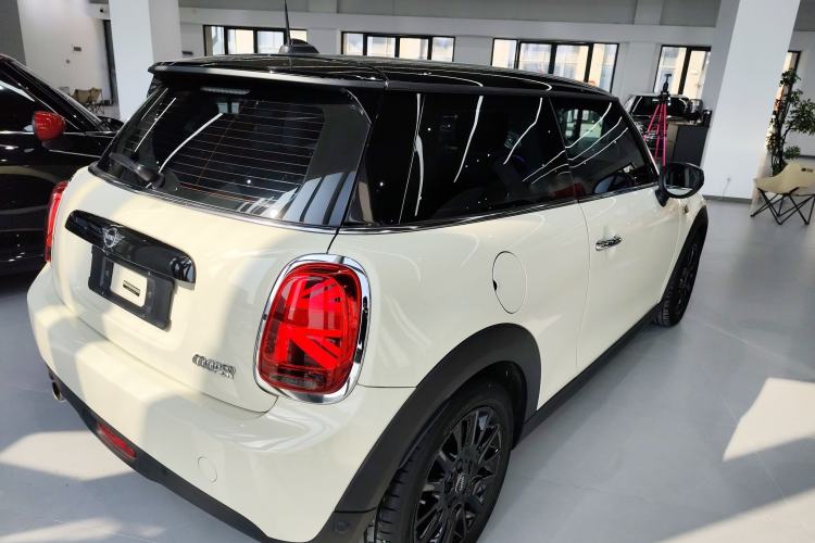 Used MINI MINI 2019 1.5T COOPER Classic Edition
