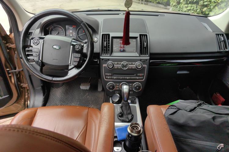 Used Land Rover Freelander 2 2015 2.0T Si4 HSE Luxury Collector's Edition Center Console