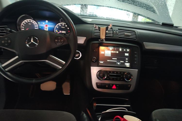 Used Mercedes-Benz R-Class 2014 R 320 4MATIC Business Model
