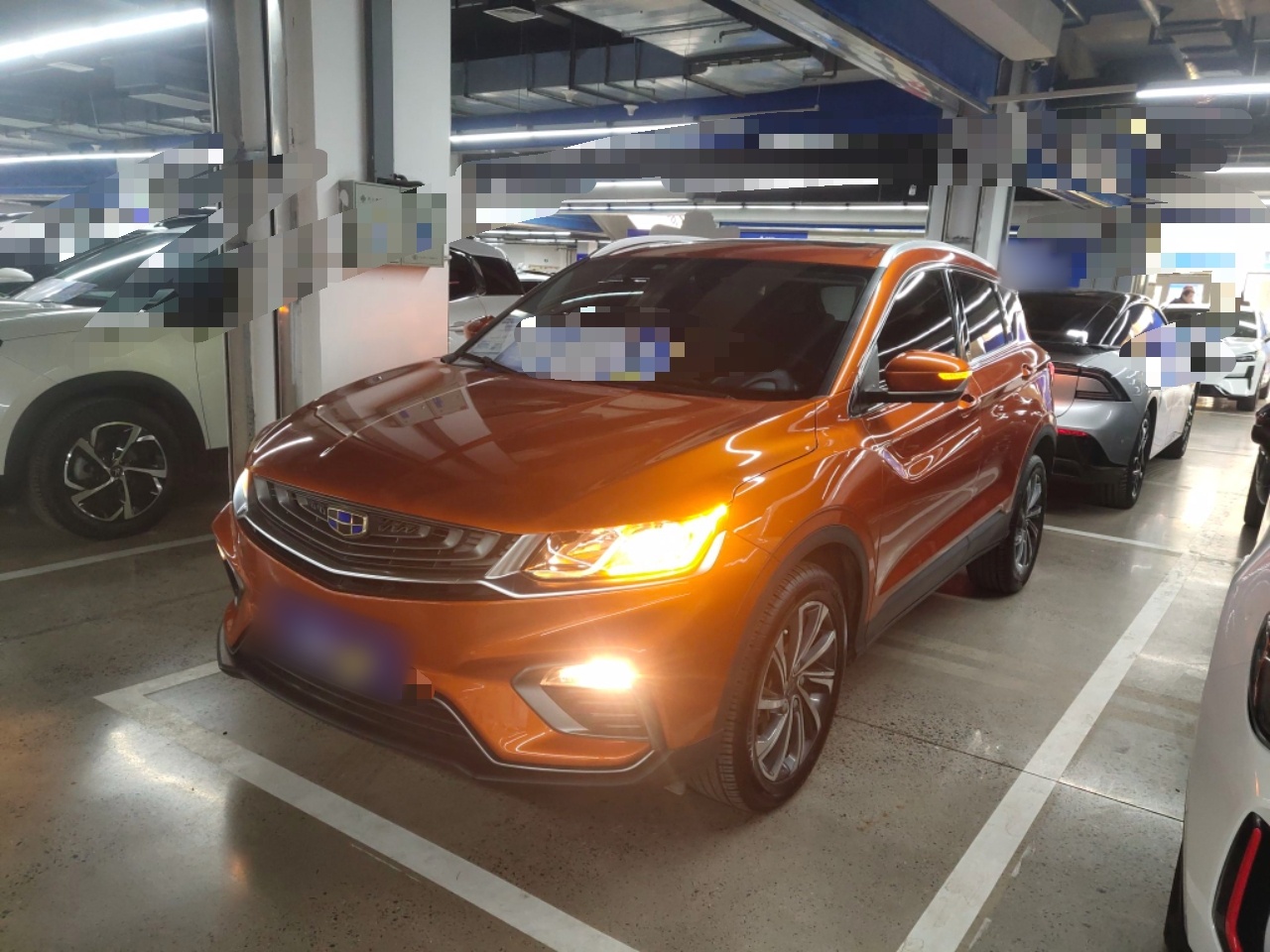 Под передней частью автомобиля