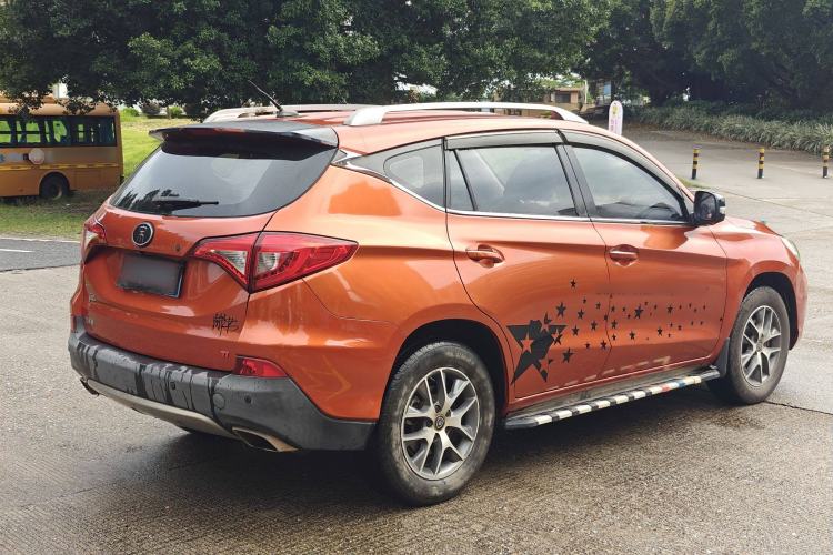 Used BYD Song 2017 Gaishi Upgrade Edition 1.5TI Manual Elite Model