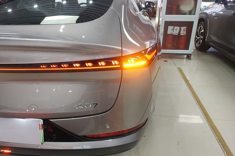 Used CHANGAN NEVO A07 2026 Model Ultra-Long Blue Whale Pure Electric 730 Luxury Edition Right Rear Taillight