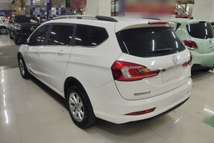 Used Baojun 310W 2017 1.5L Manual Fashion Edition China VI
