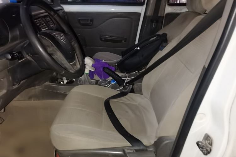 Used Wuling Rongguang V 2016 1.2L Practical Version Left Front Seat