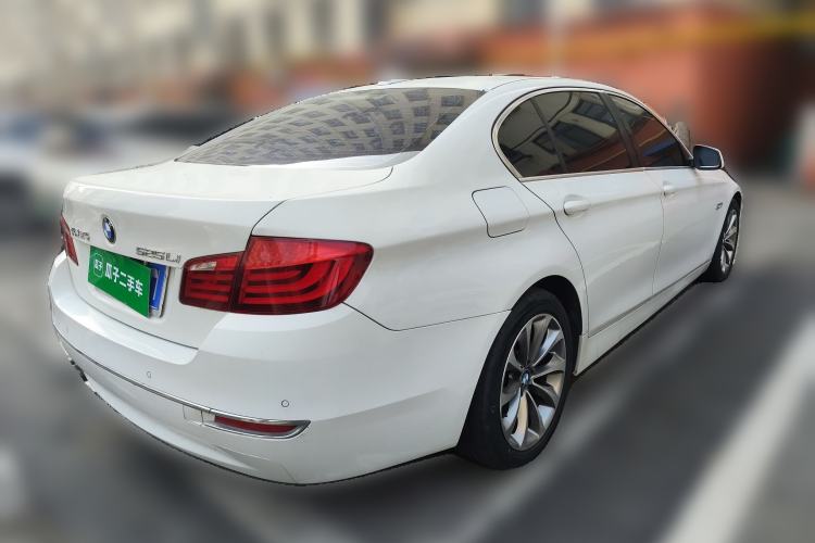 Used BMW 5 Series 2013 525Li Leading Model