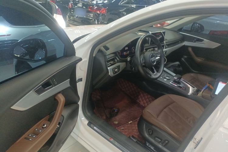 Used Audi A4L 2018 30th Anniversary Edition 40 TFSI Fashion Model