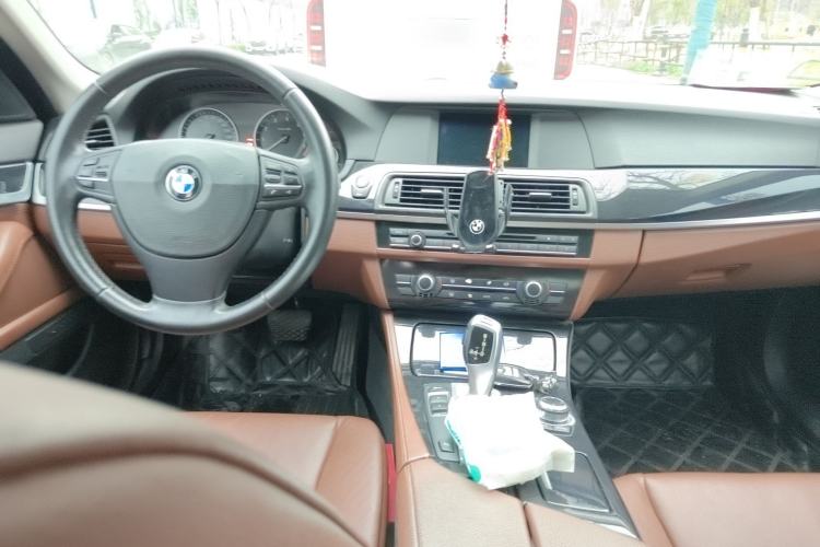 Used BMW 5 Series 2012 520i Elegant Edition
