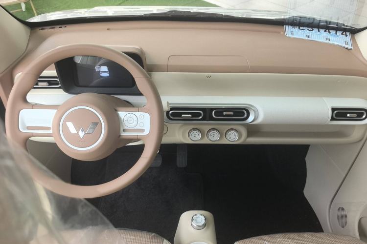 Used Wuling Hongguang MINIEV 2024 3rd Generation 215km Youth Edition