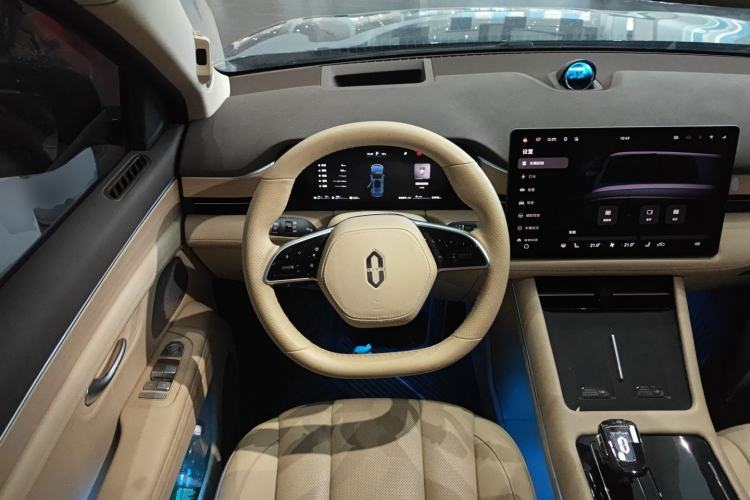 Used Hima AITO M7 2024 1.5T Intelligent Drive 4WD Ultra Version 5 Seats
