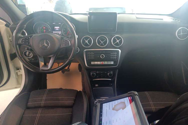 Used Mercedes-Benz A-Class 2016 A 200 Fashion Model
