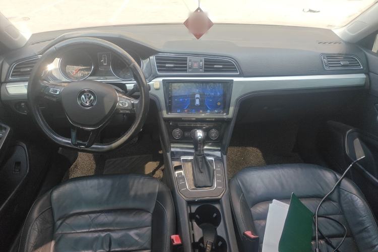 Used Volkswagen Lamando 2015 330TSI DSG Comfort Edition
