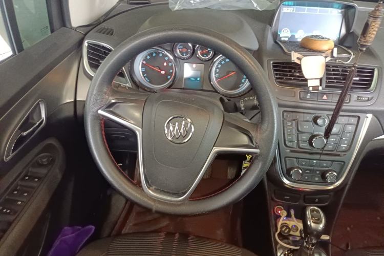 Used Buick Encore 2015 1.4T Automatic Two-Wheel Drive Urban Elite Version
