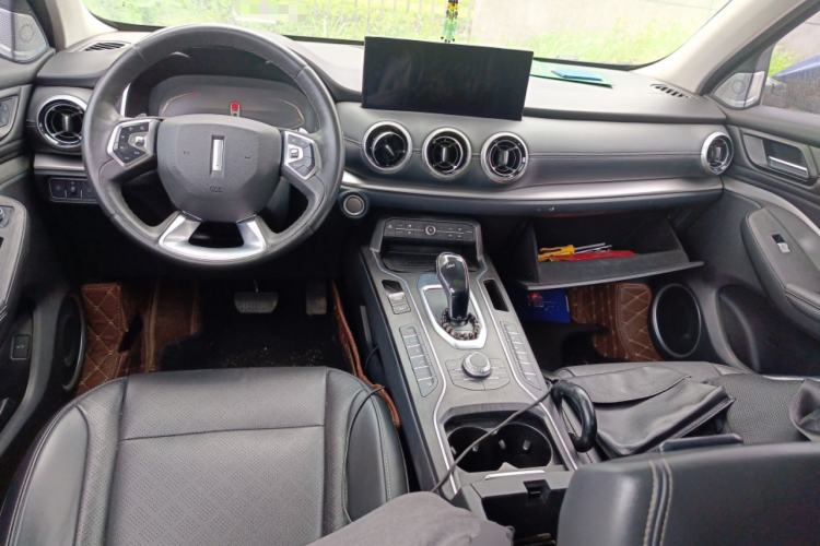 Used Wey VV6 2020 2.0T Two-Wheel Drive Smart Protection+ Center Console