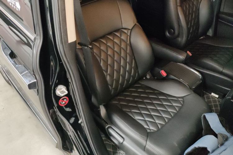 Used Honda Elysion 2016 2.4L Comfort Edition
