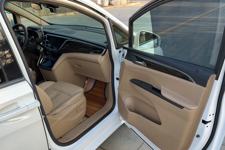 Used Buick GL8 2018 ES 28T Luxury Model China VI Standard