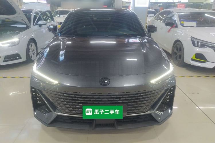 Used CHANGAN UNI-V 2023 1.5T Premium Model
