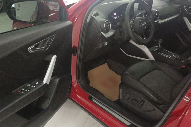 Used Audi Q2L 2018 35 TFSI Fashion Elegant Version China V
