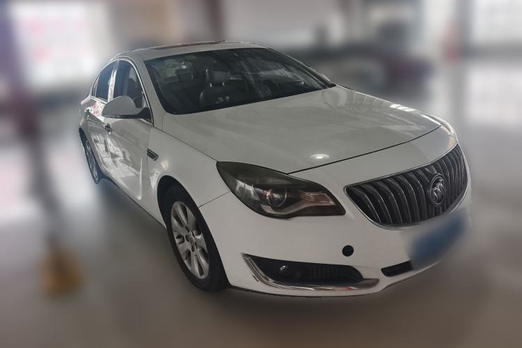 Used Buick Regal 2014 2.0L Elite Fashion Edition Front Right 45 Deg