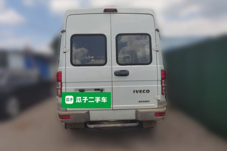 Used Iveco Daily 2017 2.5T A35 Passenger Van 5-7 Seats Model 47Z5 Rear