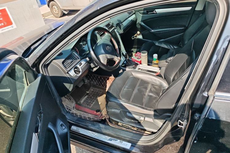 Used Volkswagen Passat 2015 1.4TSI DSG Prestige Edition Driver Seat