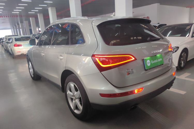 Used Audi Q5 2015 40 TFSI Comfort Model
