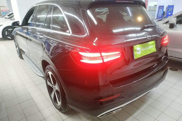 Used Mercedes-Benz GLC 2019 Facelift GLC 260 L 4MATIC Luxury Model
