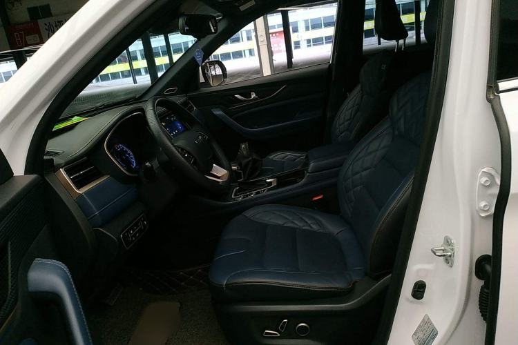 Used Oshan COS1 2018 1.5T Automatic Smart 7-Seater