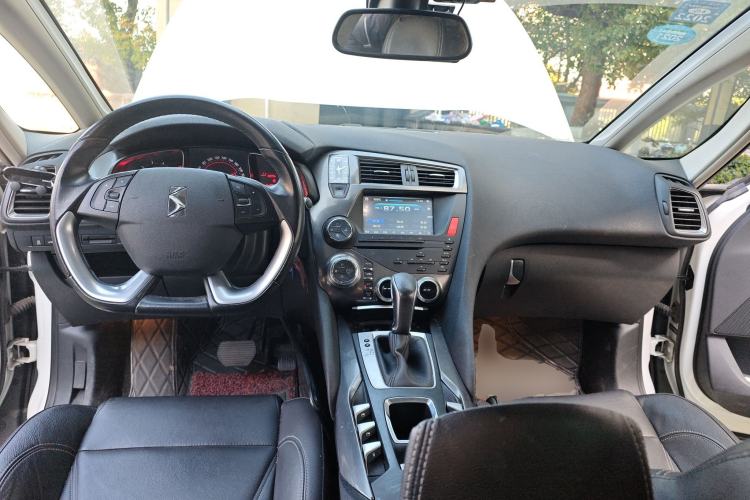 Used DS 5 2015 1.6T Elegant Edition THP160
