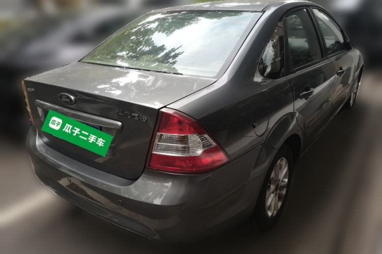 Used Ford Focus 2009 Sedan 1.8L Automatic Fashion Edition