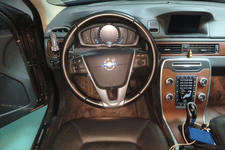 Used Volvo S80L 2015 2.0T T5 Smart Luxury Edition