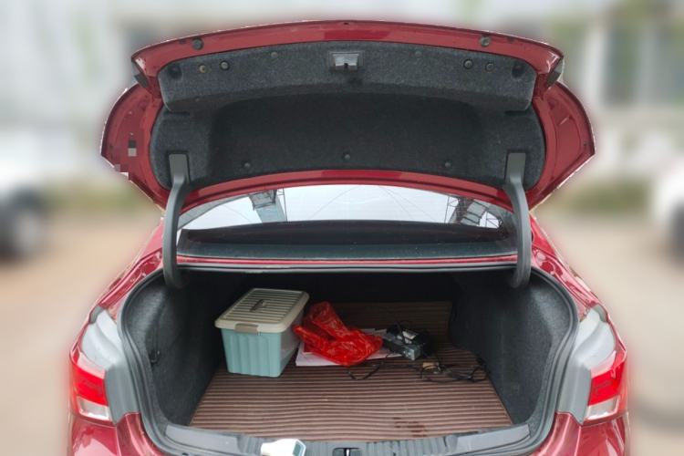 Used Buick Verano 2019 Sedan 15S Automatic Leading Model Trunk