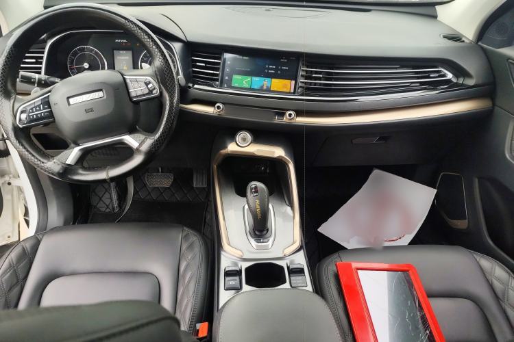 Used Haval H6 2020 1.5 GDIT Automatic Platinum Champion Edition Center Console