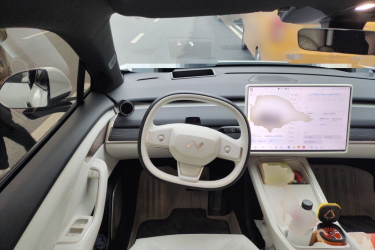 Used ONVO L60 2024 60 kWh Rear-Drive Version