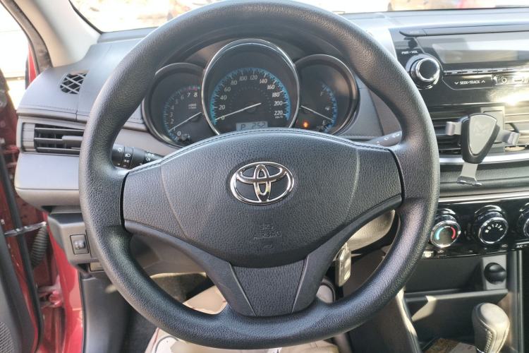 Used Toyota YARiS L Zhi Xiang 2017 1.5E CVT Dynamic Edition Steering Wheel