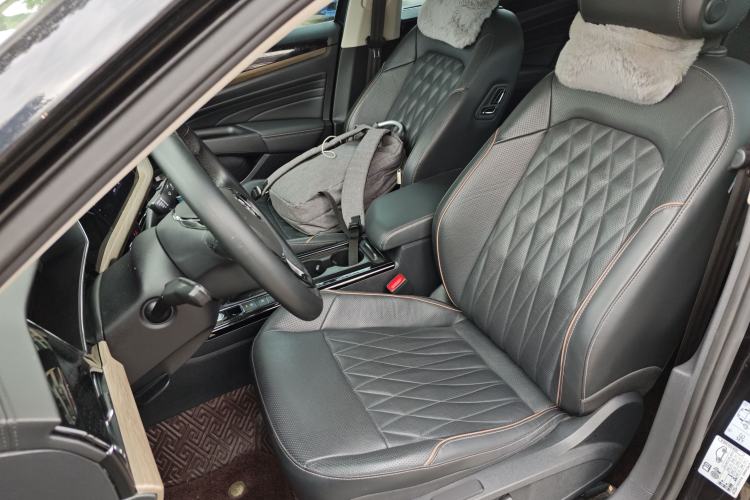 Used Volkswagen Passat 2020 330TSI Luxury Edition China VI